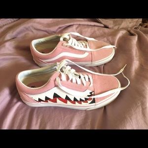 Custom shoes